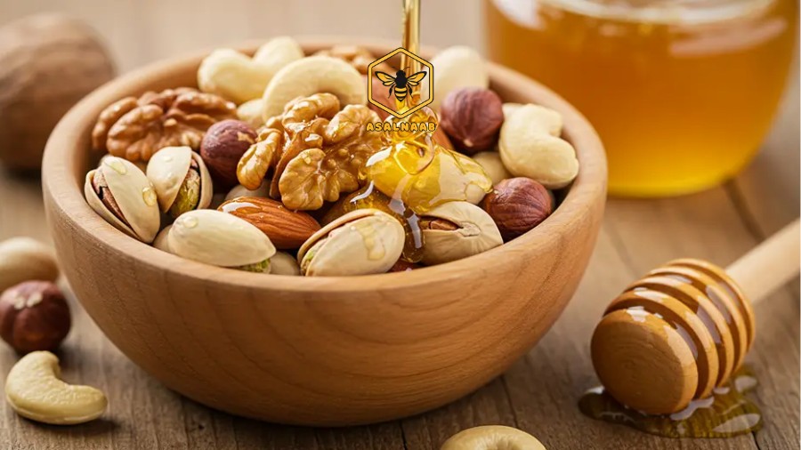 ارزش غذایی چهار مغز با عسل