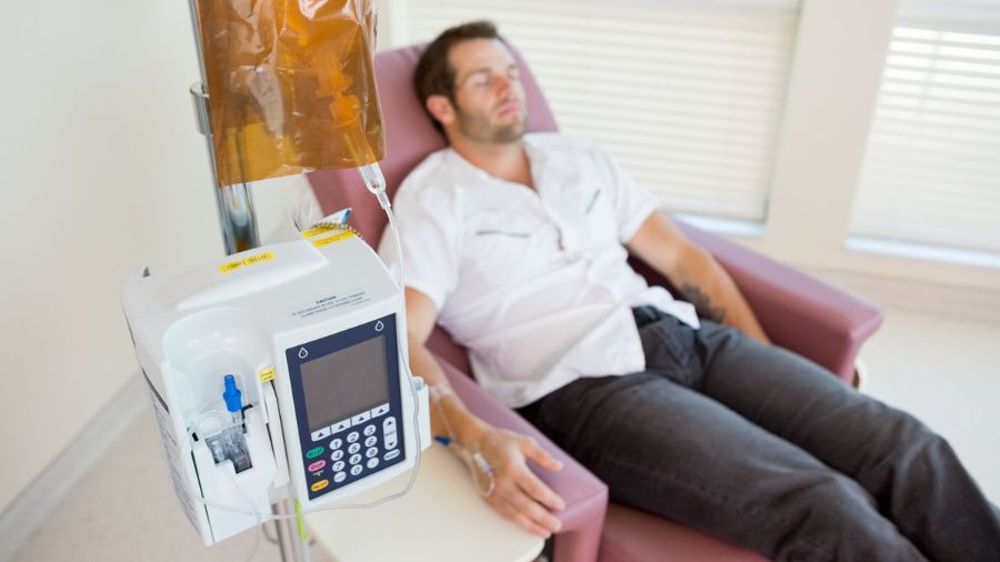 شیمی درمانی چگونه بدن را تحت تأثیر قرار می دهد؟